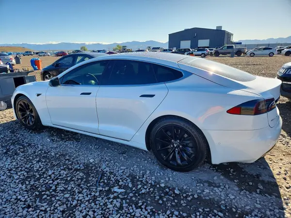 5YJSA1E21HF191611 2017 TESLA MODEL S - Image 2