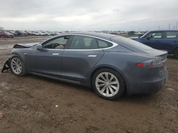 5YJSA1E21HF198168 2017 TESLA MODEL S - Image 2