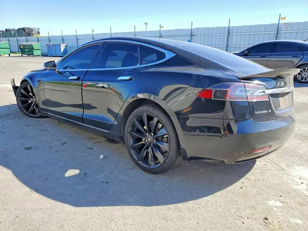 5YJSA1E21HF199580 2017 TESLA MODEL S - Image 2