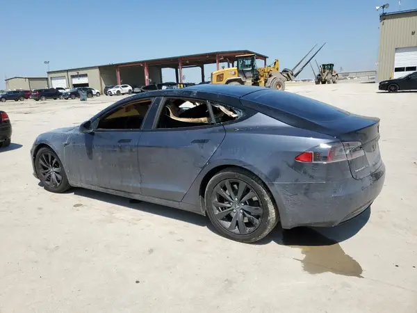 5YJSA1E21HF207452 2017 TESLA MODEL S - Image 2