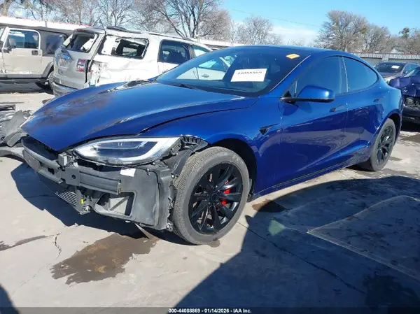 5YJSA1E21HF210786 2017 TESLA MODEL S - Image 2