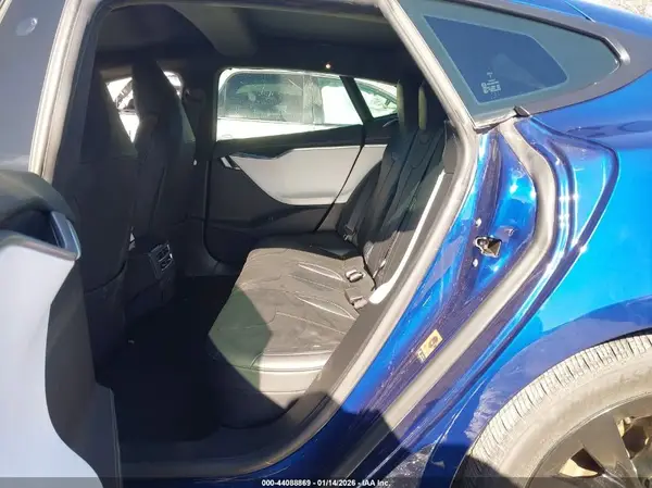 5YJSA1E21HF210786 2017 TESLA MODEL S - Image 8