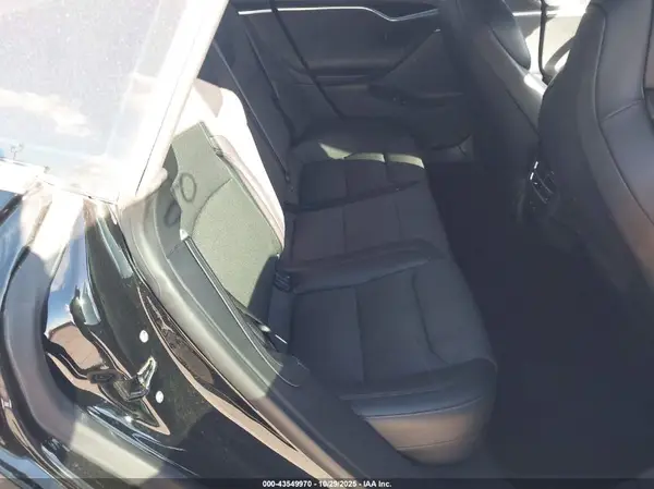 5YJSA1E21HF216393 2017 TESLA MODEL S - Image 8