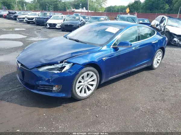 5YJSA1E21HF229113 2017 TESLA MODEL S - Image 2