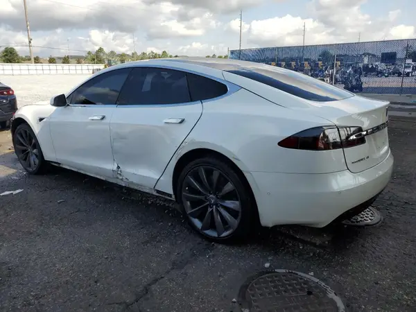 5YJSA1E21HF229936 2017 TESLA MODEL S - Image 2