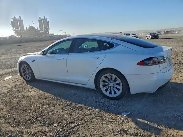 5YJSA1E21HF232352 2017 TESLA MODEL S - Image 2
