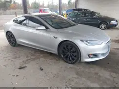 5YJSA1E21JF241476 2018 TESLA MODEL S