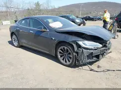 5YJSA1E21JF249576 2018 TESLA MODEL S
