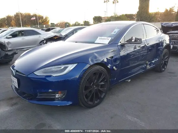5YJSA1E21JF249786 2018 TESLA MODEL S - Image 2