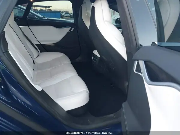 5YJSA1E21JF249786 2018 TESLA MODEL S - Image 8