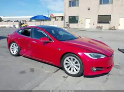 5YJSA1E21JF257709 2018 TESLA MODEL S