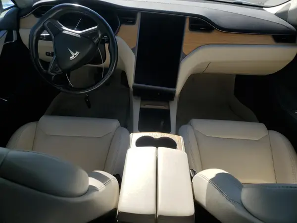 5YJSA1E21JF258424 2018 TESLA MODEL S - Image 8