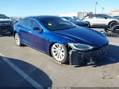 5YJSA1E21JF258648 2018 TESLA MODEL S