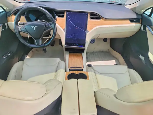 5YJSA1E21JF259251 2018 TESLA MODEL S - Image 8