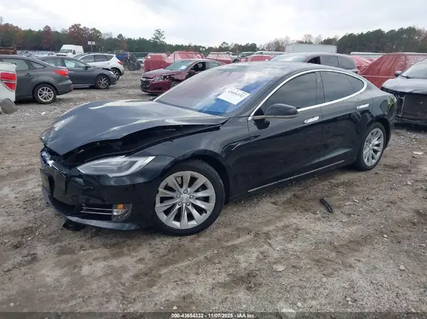 5YJSA1E21JF259444 2018 TESLA MODEL S - Image 2