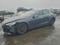 5YJSA1E21JF262294 2018 TESLA MODEL S