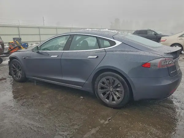 5YJSA1E21JF262294 2018 TESLA MODEL S - Image 2