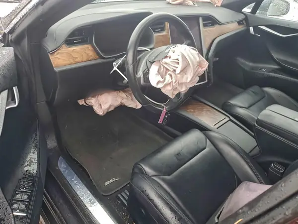 5YJSA1E21JF262294 2018 TESLA MODEL S - Image 8