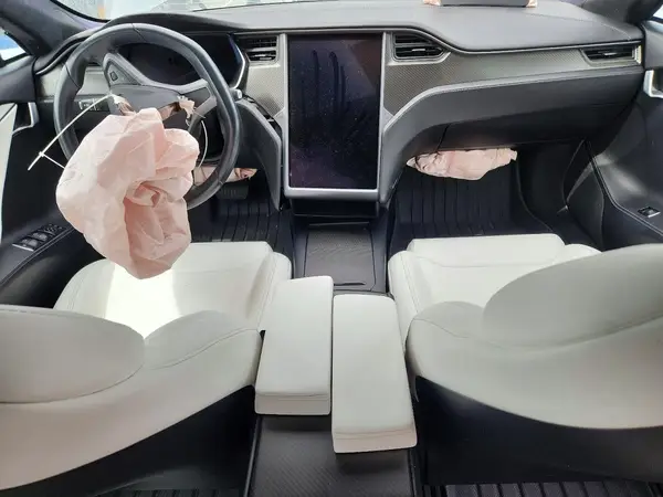 5YJSA1E21JF262702 2018 TESLA MODEL S - Image 8
