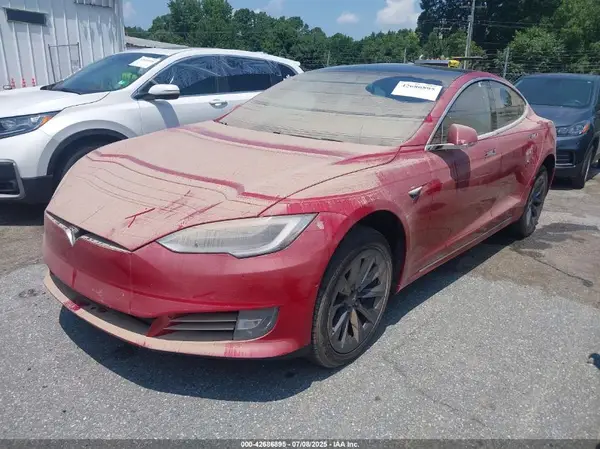 5YJSA1E21JF265597 2018 TESLA MODEL S - Image 2