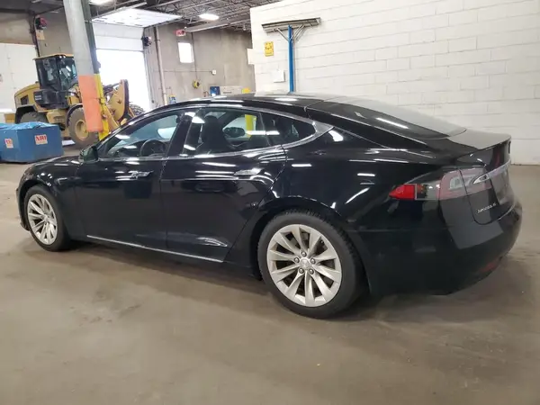 5YJSA1E21JF273036 2018 TESLA MODEL S - Image 2