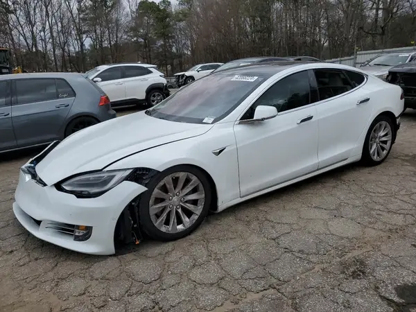 5YJSA1E21JF275434 2018 TESLA MODEL S - Image 1