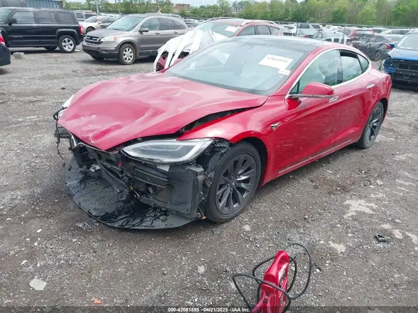 5YJSA1E21JF275546 2018 TESLA MODEL S - Image 2