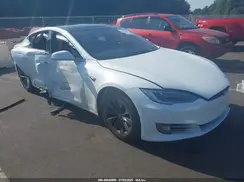 5YJSA1E21JF277409 2018 TESLA MODEL S