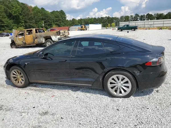 5YJSA1E21JF280746 2018 TESLA MODEL S - Image 2