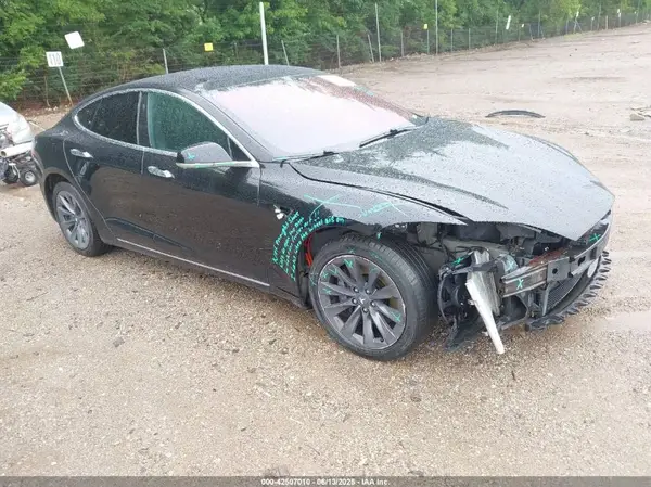 5YJSA1E21JF283971 2018 TESLA MODEL S - Image 1