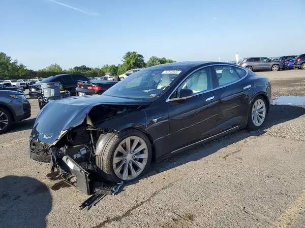 5YJSA1E21JF284845 2018 TESLA MODEL S - Image 1