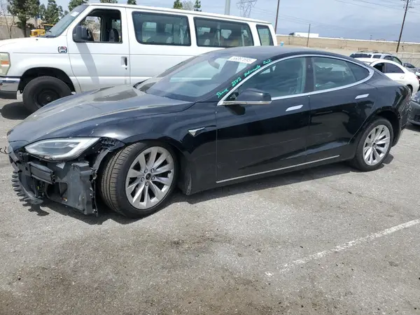 5YJSA1E21JF285381 2018 TESLA MODEL S - Image 1