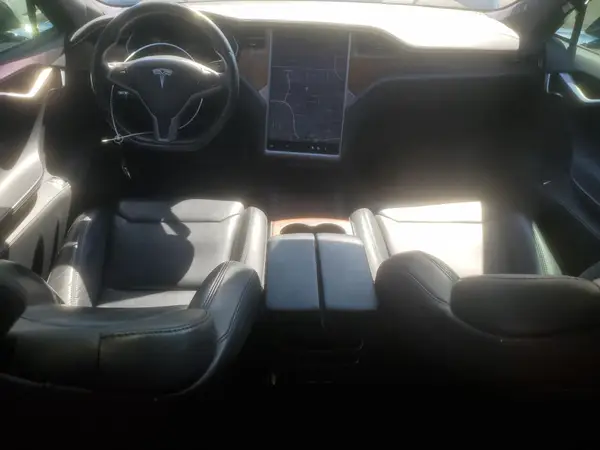 5YJSA1E21JF285459 2018 TESLA MODEL S - Image 8