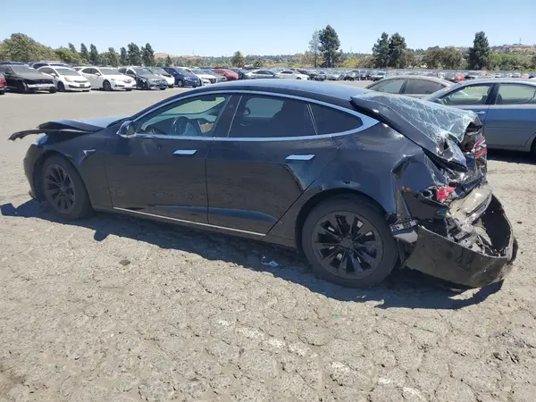5YJSA1E21JF295148 2018 TESLA MODEL S - Image 2