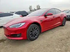 5YJSA1E21JF295229 2018 TESLA MODEL S
