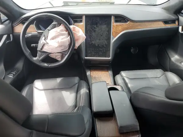 5YJSA1E21JF295554 2018 TESLA MODEL S - Image 8