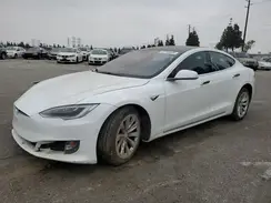 5YJSA1E21JF297028 2018 TESLA MODEL S