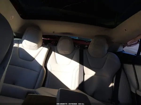 5YJSA1E21JF298406 2018 TESLA MODEL S - Image 8