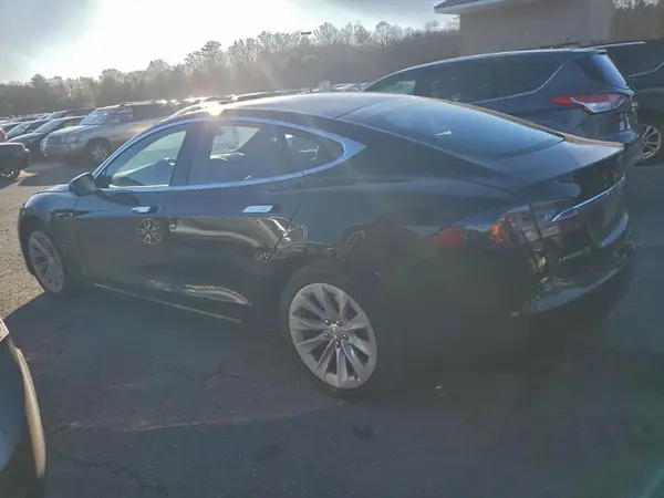 5YJSA1E21KF300012 2019 TESLA MODEL S - Image 2