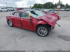 5YJSA1E21KF304075 2019 TESLA MODEL S