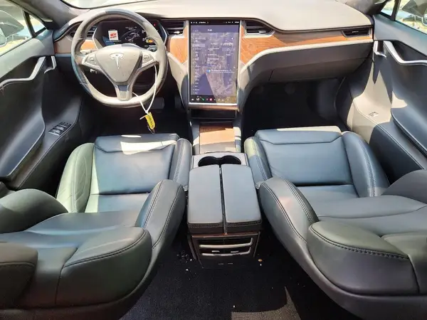 5YJSA1E21KF306005 2019 TESLA MODEL S - Image 8