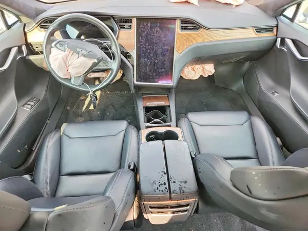 5YJSA1E21KF308062 2019 TESLA MODEL S - Image 8