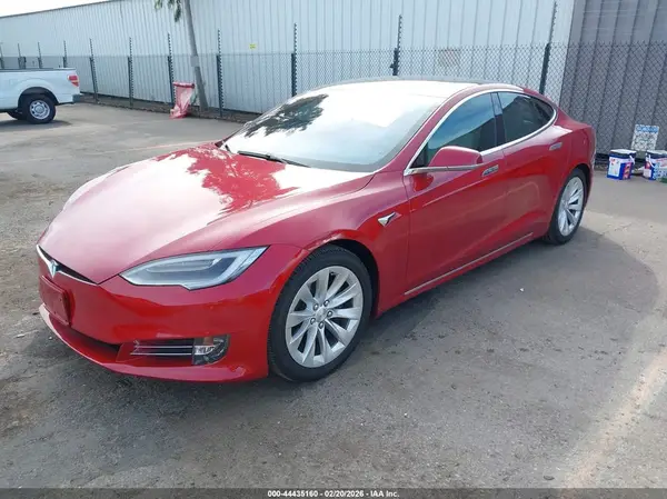5YJSA1E21KF347539 2019 TESLA MODEL S - Image 2