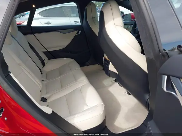 5YJSA1E21KF347539 2019 TESLA MODEL S - Image 8
