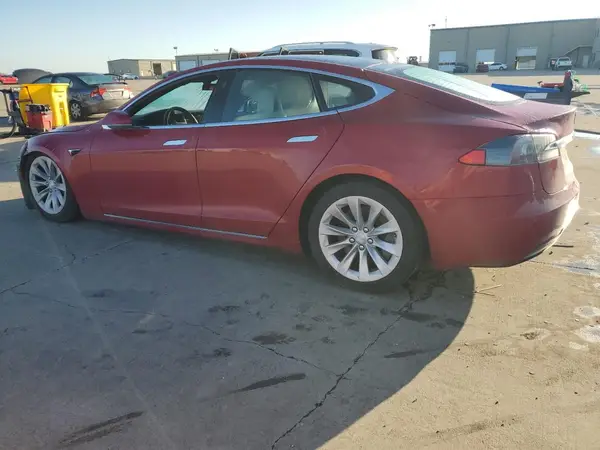 5YJSA1E21LF360289 2020 TESLA MODEL S - Image 2