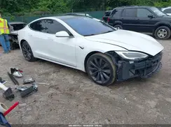 5YJSA1E21LF389338 2020 TESLA MODEL S