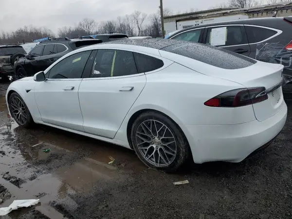 5YJSA1E21LF398668 2020 TESLA MODEL S - Image 2