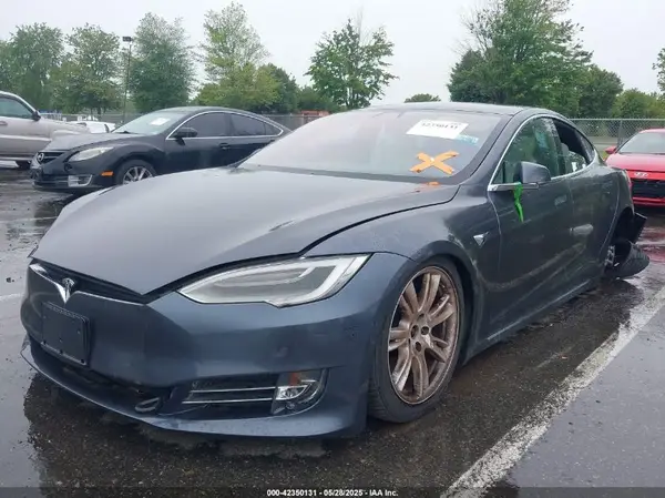 5YJSA1E21LF413251 2020 TESLA MODEL S - Image 2