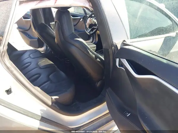5YJSA1E22GF127043 2016 TESLA MODEL S - Image 8