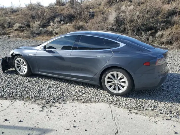 5YJSA1E22GF134784 2016 TESLA MODEL S - Image 2
